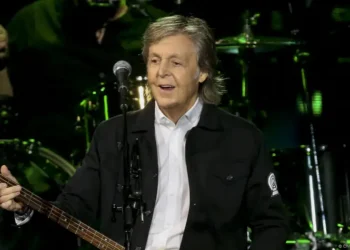 Artistas se movilizan contra «robo» de sus obras por la IA