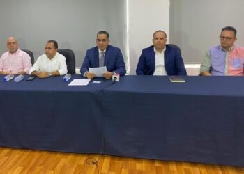 Sector textil denuncia irregularidades en proceso de adquisición de utilería escolar del INABIE
