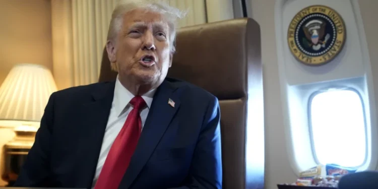 Trump: «EE.UU. está comprometido a comprar y poseer Gaza»