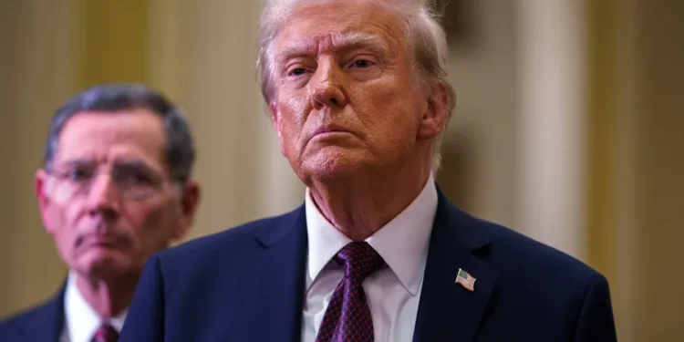 Donald Trump anunciará más aranceles a varios países la próxima semana