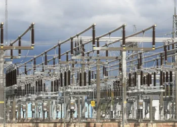 Países bálticos se desconectan de red eléctrica rusa