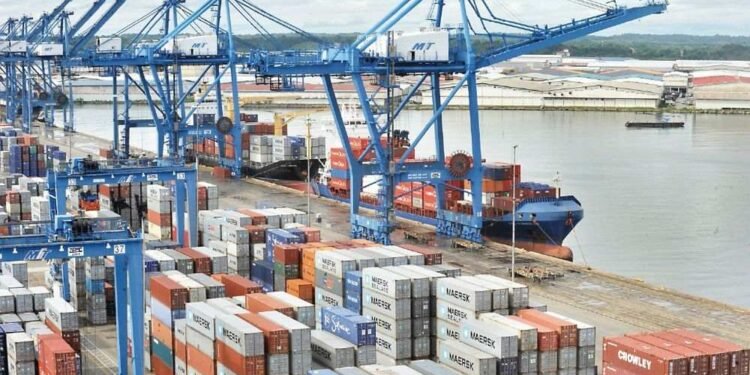 Estados Unidos se preocupa por el apetito voraz de China por los puertos