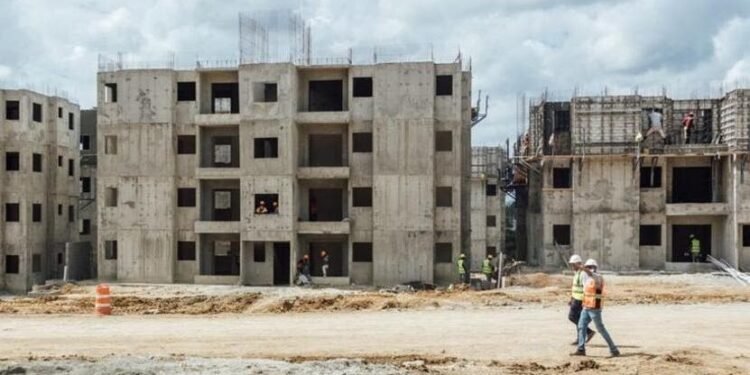 ACOPROVI afirma a constructores y adquirientes de viviendas no les ha llegado reducción tasas de interés