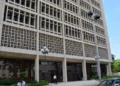 Economistas sugieren que el Banco Central debe inyectar dólares