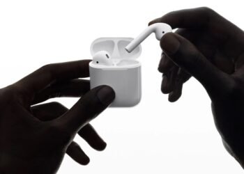 Nuevos AirPods podrían traducir conversaciones en vivo