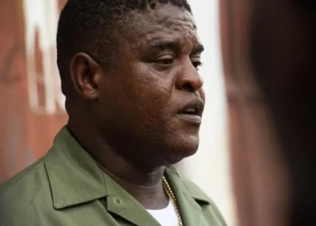 El poderoso jefe de una banda en Haití habla de diálogo pero amenaza con respuestas sangrientas