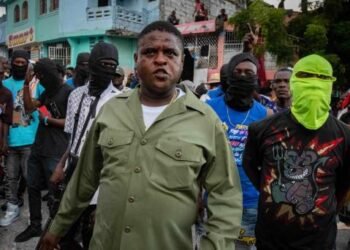 Barbecue amenaza con «hacer llorar» al Gobierno de Haití