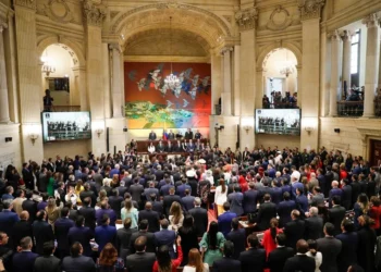 El presidente del Senado de Colombia dice que tumbar al Congreso sería un golpe de Estado