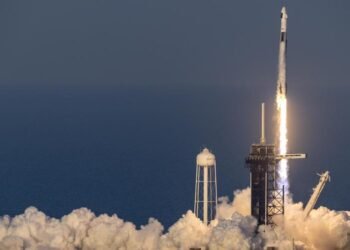 Los astronautas atrapados en la Estación Espacial regresarán a la Tierra el martes