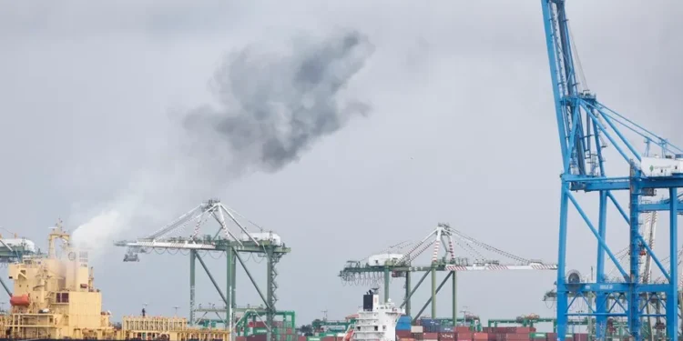 La compra por BlackRock y MSC de dos puertos cerca del Canal abre varios escenarios en Panamá