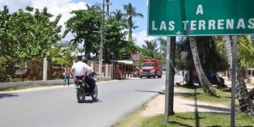 Las Terrenas, destino con mayor circulación de dinero en efectivo en el país, revela director de DGII