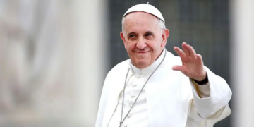 El papa pide “desarmar la Tierra” en una carta enviada desde el hospital a diario italiano
