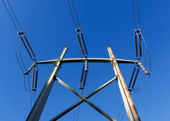 La provincia canadiense de Ontario encarece en un 25 % la electricidad que vende a EE.UU.