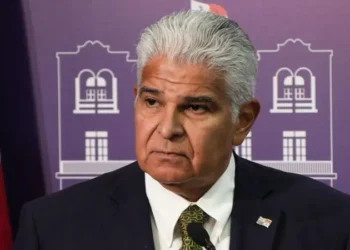 Trump «miente», afirma el presidente de Panamá y niega que EEUU esté recuperando el Canal