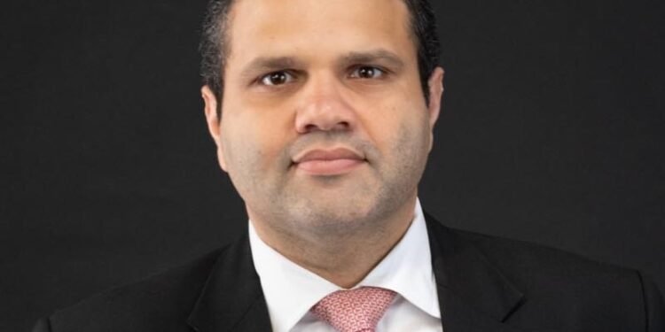 El gobierno debe frenar el aumento del gasto corriente