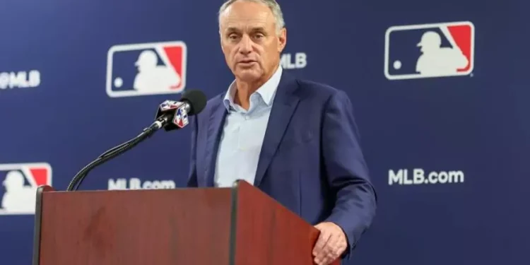 MLB elimina menciones a «diversidad» en su página web tras orden ejecutiva