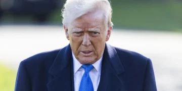 Trump revoca el «parole» de 530.000 cubanos, haitianos, nicaragüenses y venezolanos