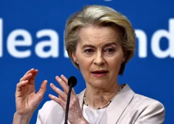 UE lanza enorme plan para rearmar Europa