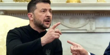 «Sé fuerte, sé valiente, no tengas miedo»: los mensajes de apoyo de líderes del mundo para Zelensky tras el choque con Trump