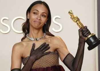 Zoe Saldaña dice no se arrepiente de participar en la película ‘Emilia Pérez’