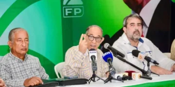 Partido Fuerza del Pueblo acusa al Gobierno del PRM de presunto “desvio de fondos“ de Aerodom