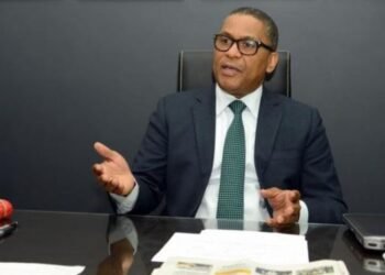 Gobierno inicia obras y se desconoce cuándo terminarán