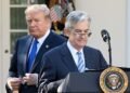 Trump dice que no tiene planes de despedir a Powell de la Fed; el mercado sube