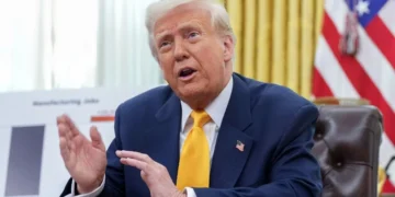 Trump admite que la guerra comercial «no será fácil» y llama a «resistir»