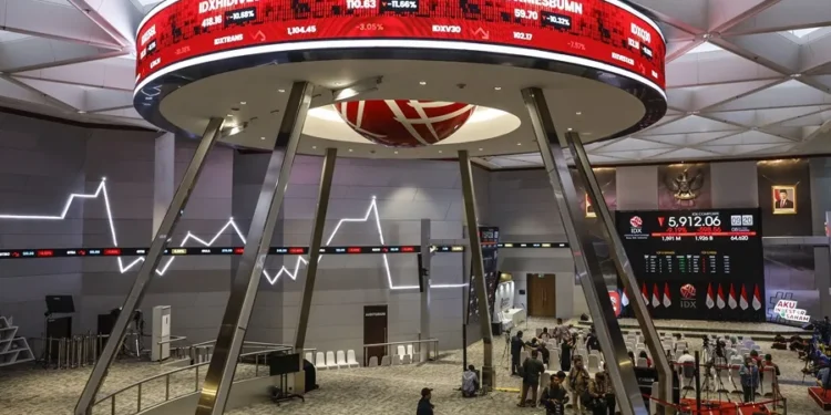 Las bolsas de Asia se recuperan tras la sangría de la víspera por la guerra comercial