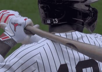 El mundo del béisbol reacciona a los bates “torpedo” de Yankees