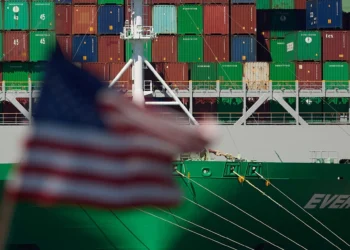 El FMI eleva del 25 al 40 % el riesgo de recesión en EE.UU. por la guerra arancelaria