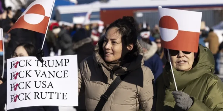 El Gobierno de Trump evalúa dar 10.000 dólares a cada groenlandés en su plan de anexión