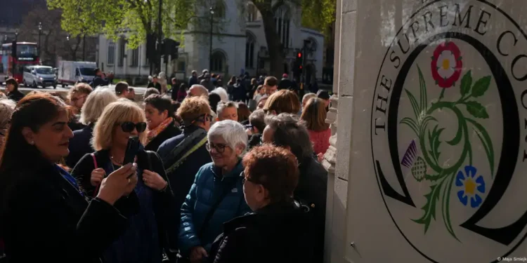 Supremo británico define «mujer» según sexo biológico