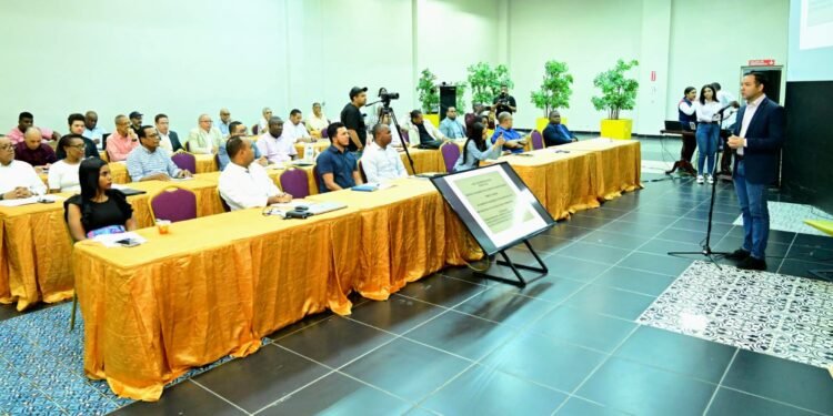 Johnny Pujols resalta importancia en el PLD de la formación electoral