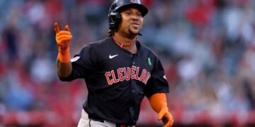 José Ramírez se ubica entre los 10 mejores jugadores de Grandes Ligas