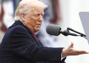 Trump aumenta al 104 % los aranceles a China