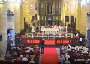 Iglesia reflexiona de forma crítica sobre la realidad nacional en el sermón de las 7 palabras