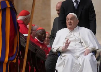 El papa recuerda a las víctimas del derrumbe en en discoteca Jet Set en el Domingo de Ramos