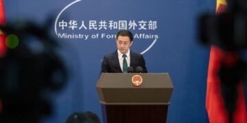 China eleva al 84 % aranceles a los productos estadounidenses