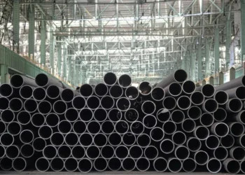 Los subsidios de China al acero «distorsionan» el mercado global, afirma la OCDE