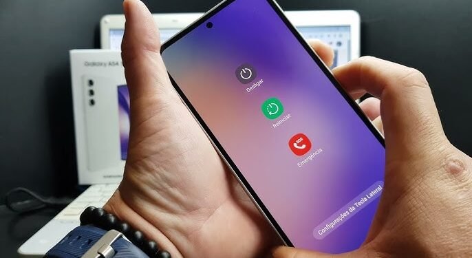 Por qué apagar el móvil cinco minutos puede evitar un ciberataque