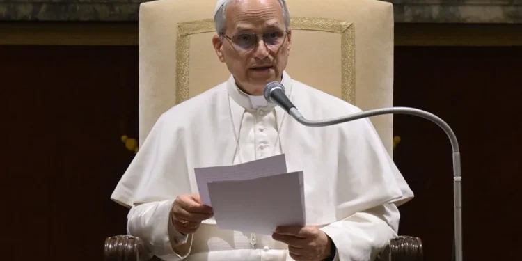 León XIV insta a defender «la dignidad» de los migrantes