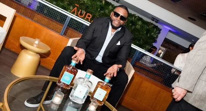 David Ortiz presenta en la ciudad de Boston «Ron Ozama» 