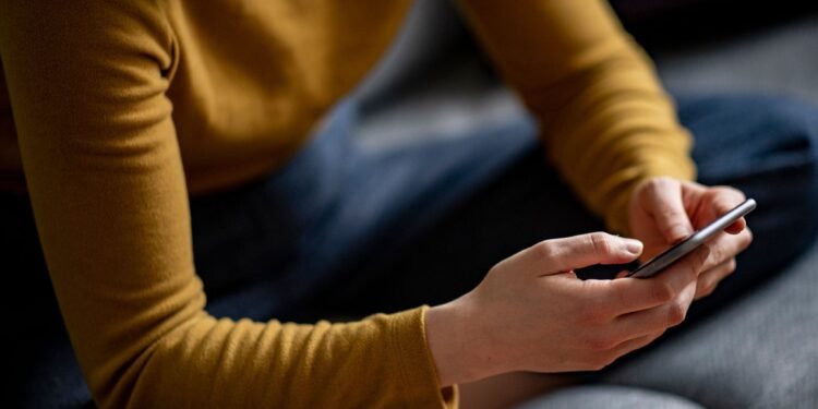 Un estudio revela cómo afectan las redes sociales a jóvenes con ansiedad y depresión