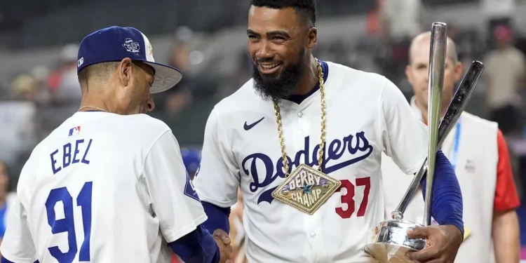 Teóscar Hernández está abierto a defender su título del Derby de Jonrones