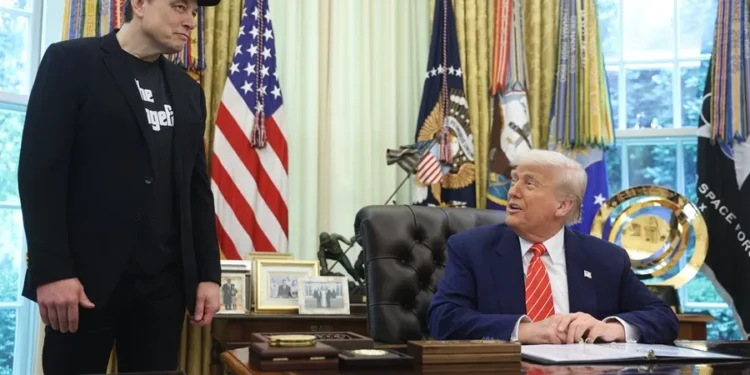 Trump se despide de Musk diciendo que es uno de los «innovadores más grandes» del mundo