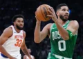 Precio de entrada 3er juego serie Celtics-Knicks en Nueva York alcanza casi 2,000 dólares en reventa