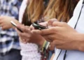 Las redes sociales están alimentando problemas de salud mental en adolescentes