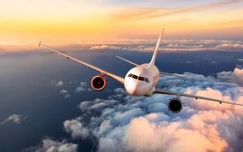 Aerolíneas revisan a la baja sus proyecciones de 2025 por aranceles, dice IATA