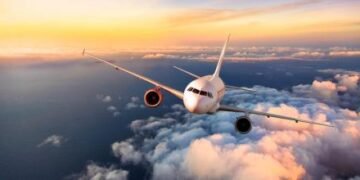 Aerolíneas revisan a la baja sus proyecciones de 2025 por aranceles, dice IATA